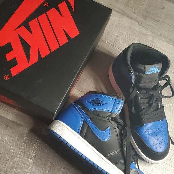Air Jordan retro high OG BG ROYALS